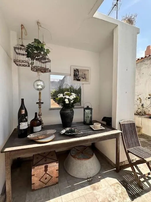 Nice Villa In Cascais, Near The Center And Beaches, But In A Very Quite Neighborhood 度假居 卡斯凯什