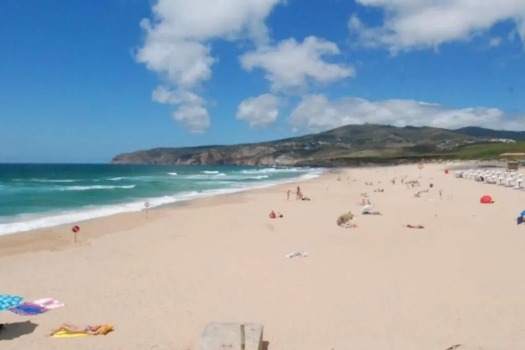 Nice Villa In Cascais, Near The Center And Beaches, But In A Very Quite Neighborhood 卡斯凯什